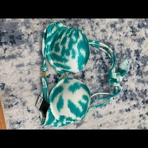 NEW Victoria secret bikini top